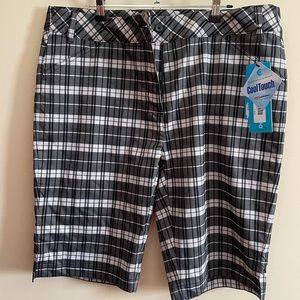 AUR Golf Shorts Sz 10 NWT